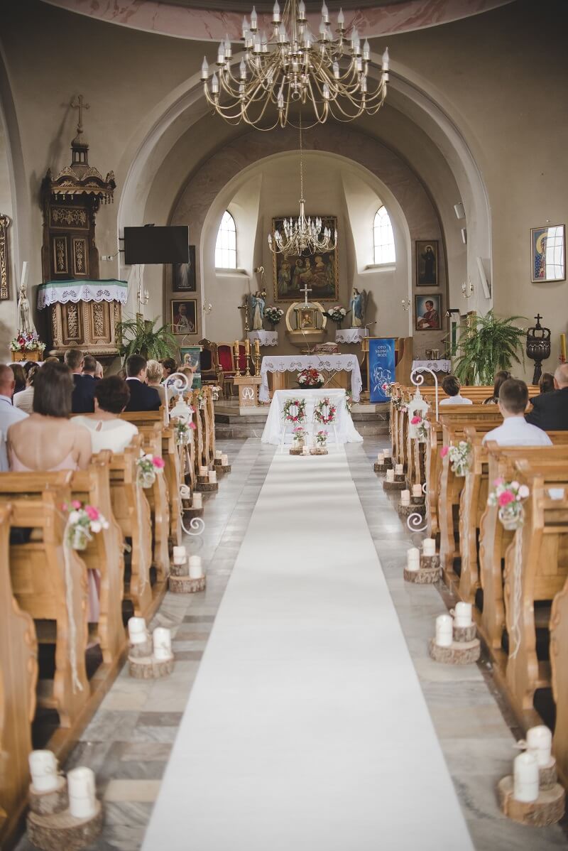 Machen hochzeitsdekoration kirche selber Kirchendeko Hochzeit