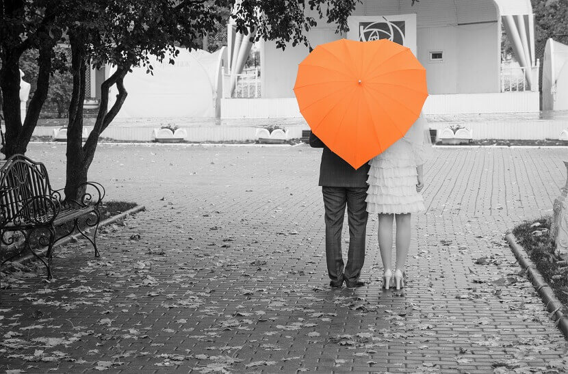 21 coole Ideen für den Einsatz von Regenschirmen auf der Hochzeit