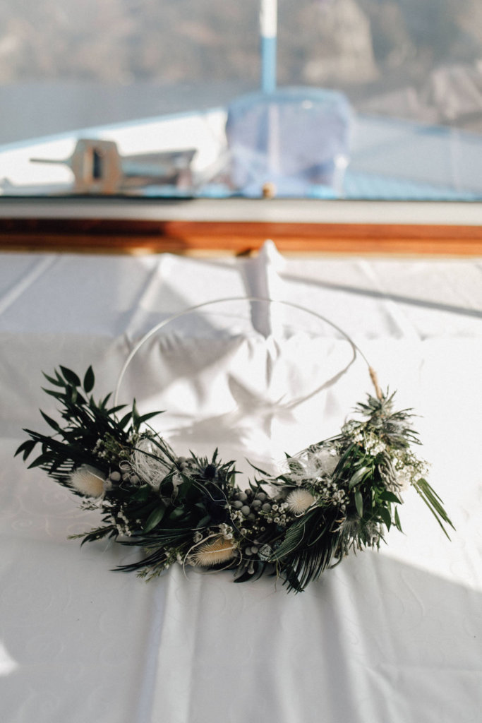 Hochzeit auf einem Schiff - Hochzeitsdeko Greenery