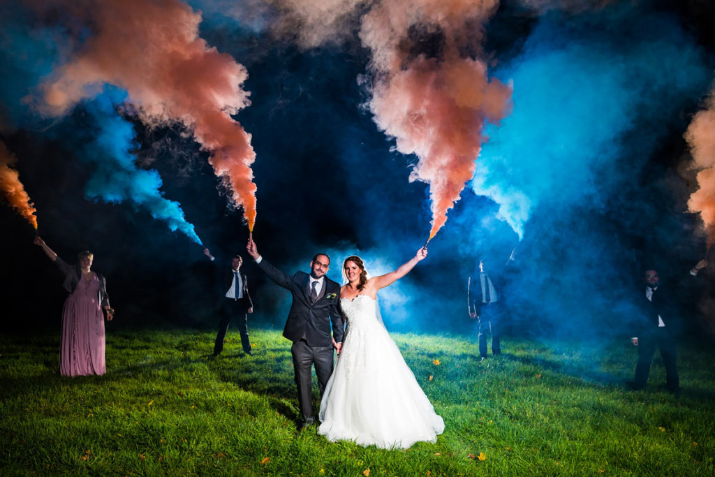 Originelle Hochzeitsfotos - mit Rauchfackeln