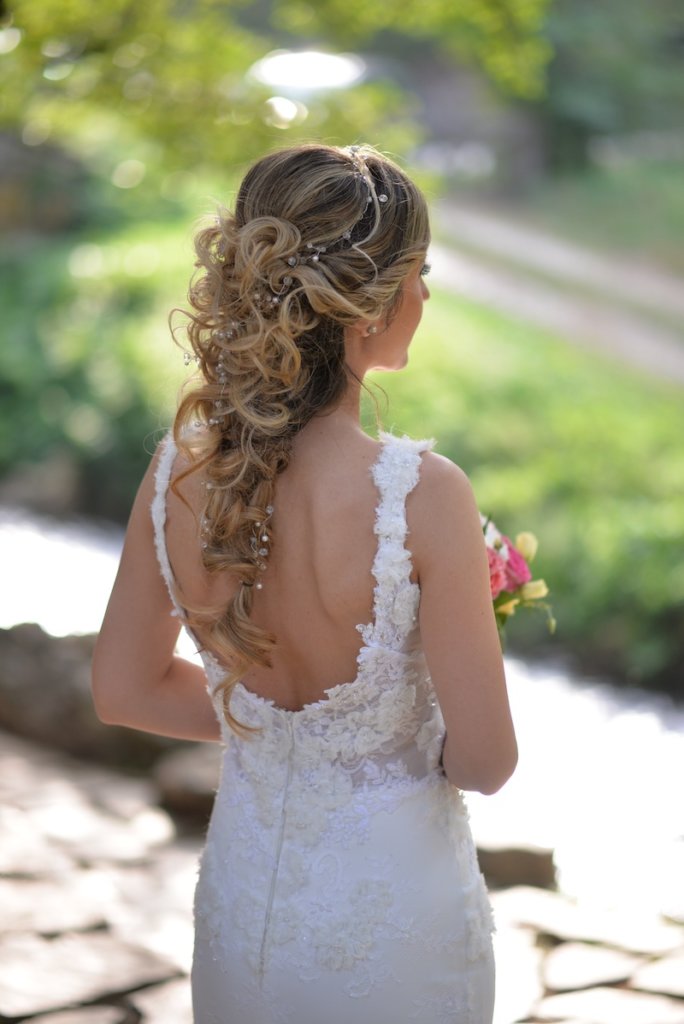 Brautfrisuren für lange Haare als Zopf