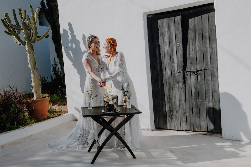 Hochzeit auf Ibiza mit moderner Hochzeitstorte