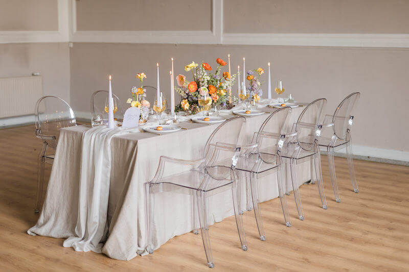 Hochzeitstrend Acryl modern interpretiert mit Ghost Chairs