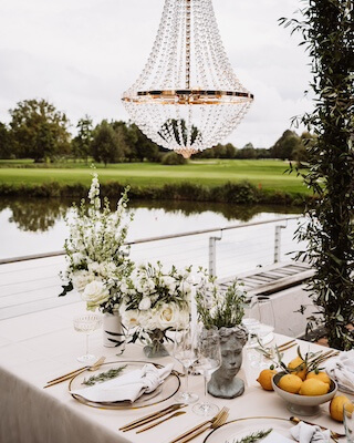 Hochzeit-am-Golfplatz_Hochzeitskiste_carousel