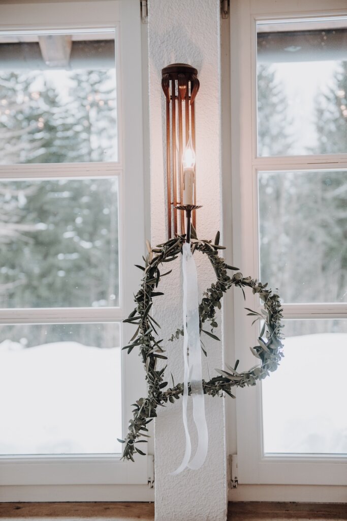 Heiraten im Winter mit Ausblick auf Schneepanorama