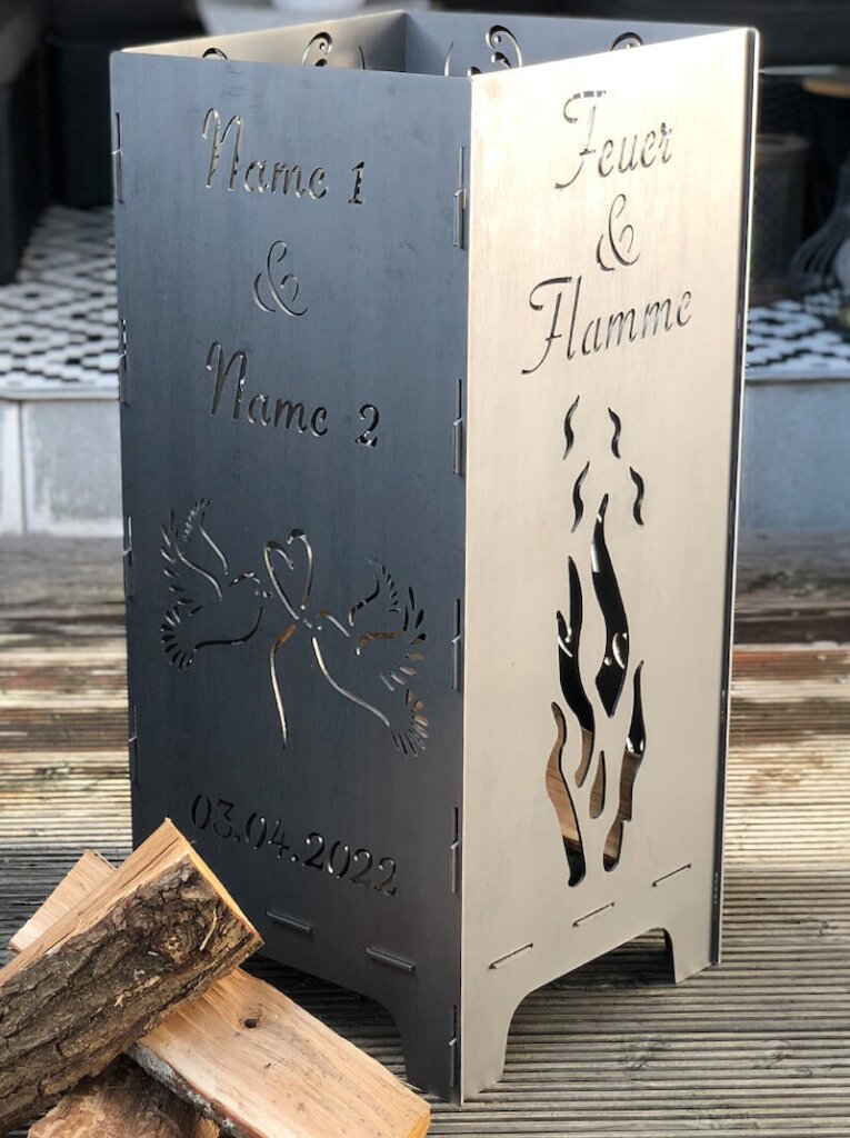 Feuertonne mit Turteltauben